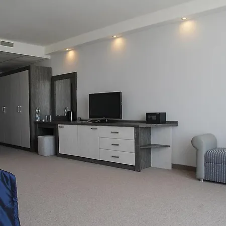 Moonlight 5* Szveti Vlasz