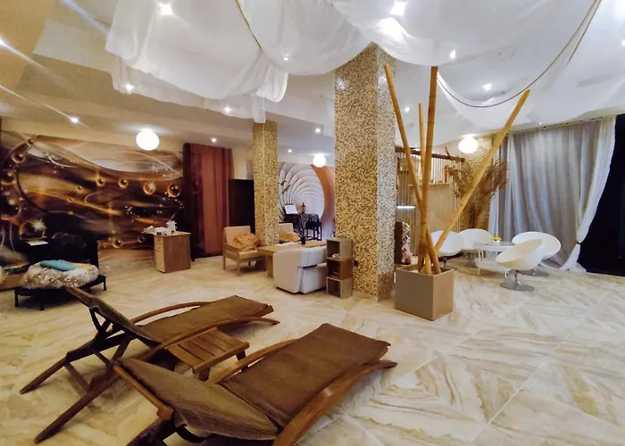 Moonlight 5* סבטי ולאס