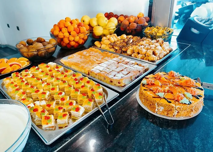 Moonlight מלון 5*