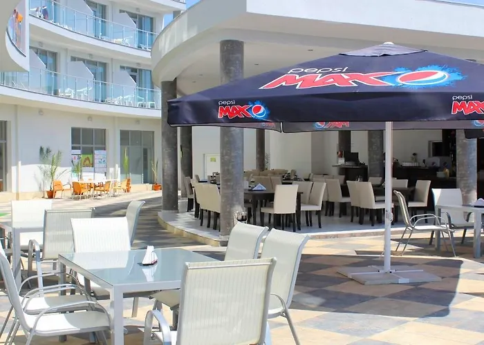 Moonlight מלון 5*